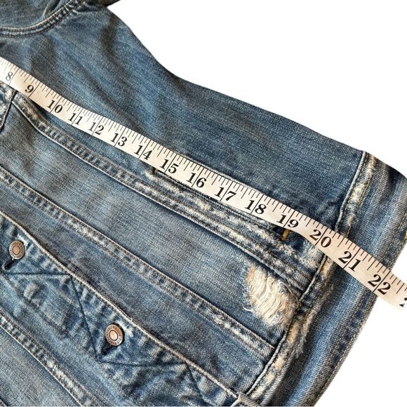 Abercrombie & Fitch Women’s Distressed Classic Button Front Denim Jacket Large - Picture 13 of 15